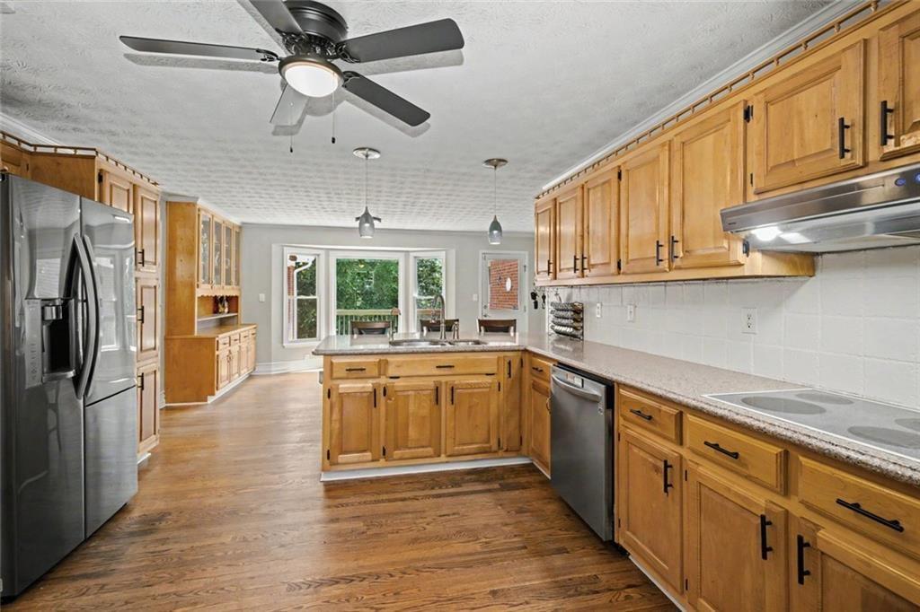 7836501 Property Photo 17
