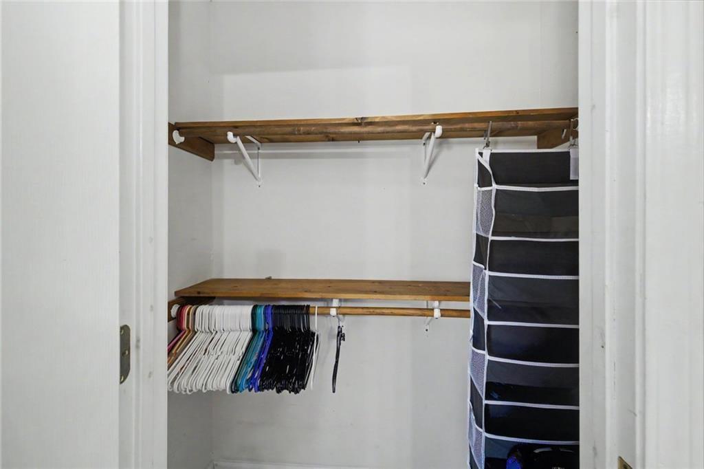 7836501 Property Photo 27