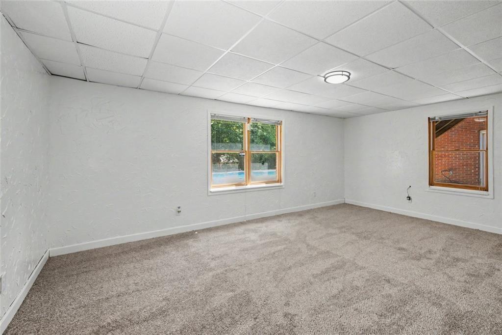 7836501 Property Photo 32