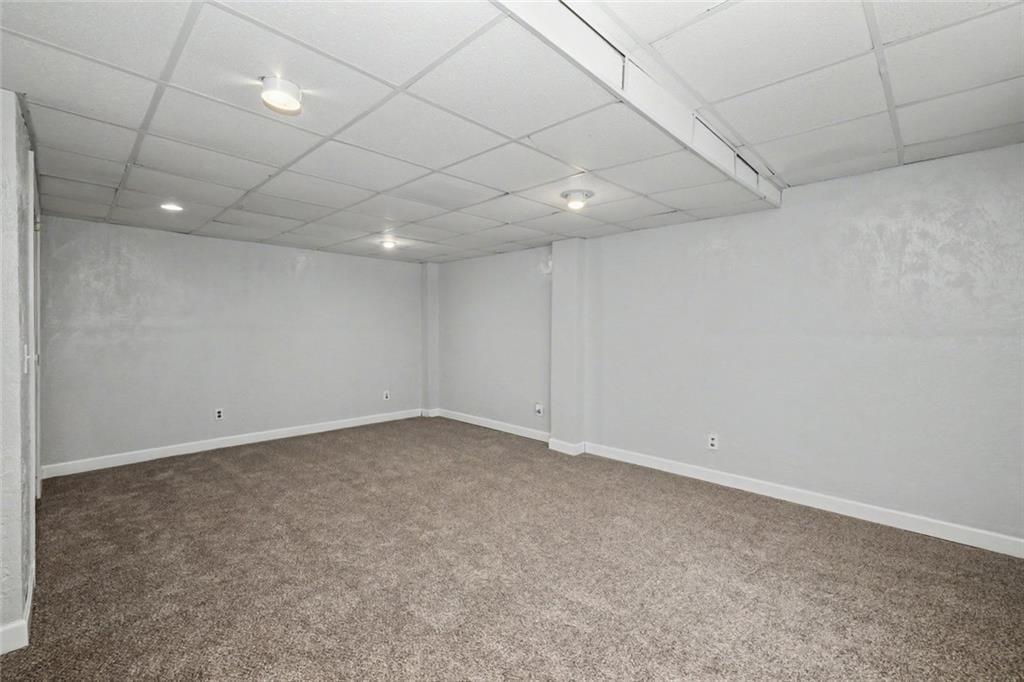 7836501 Property Photo 34