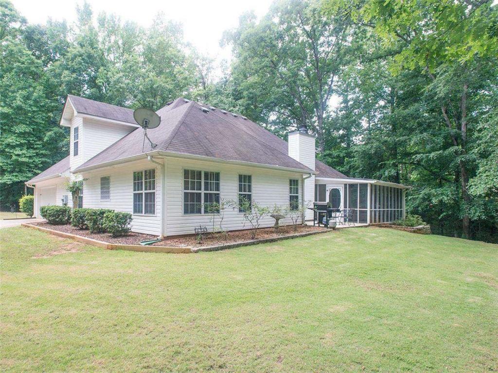 155 Rosewalk Drive Property Photo 2