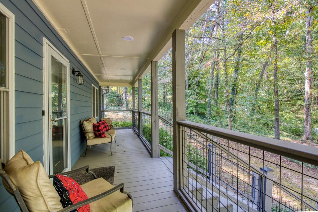 426 Jay Moss Lane Property Photo 3