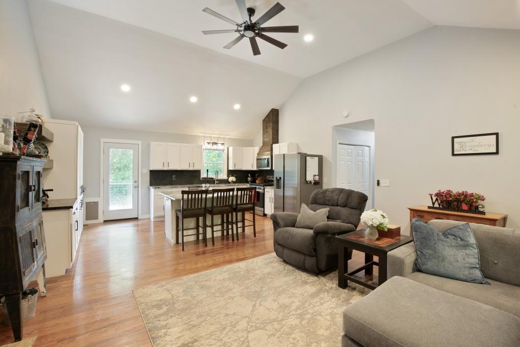 426 Jay Moss Lane Property Photo 16