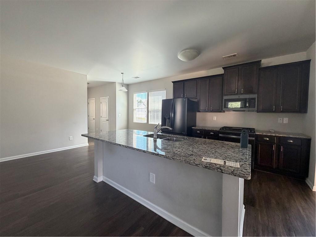 428 Blue Sky Circle Property Photo 7