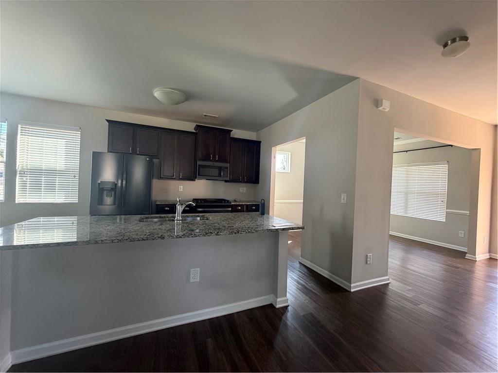 428 Blue Sky Circle Property Photo 9