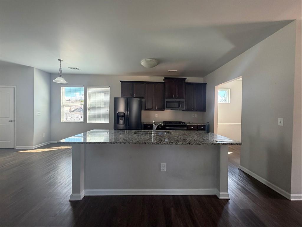 428 Blue Sky Circle Property Photo 10
