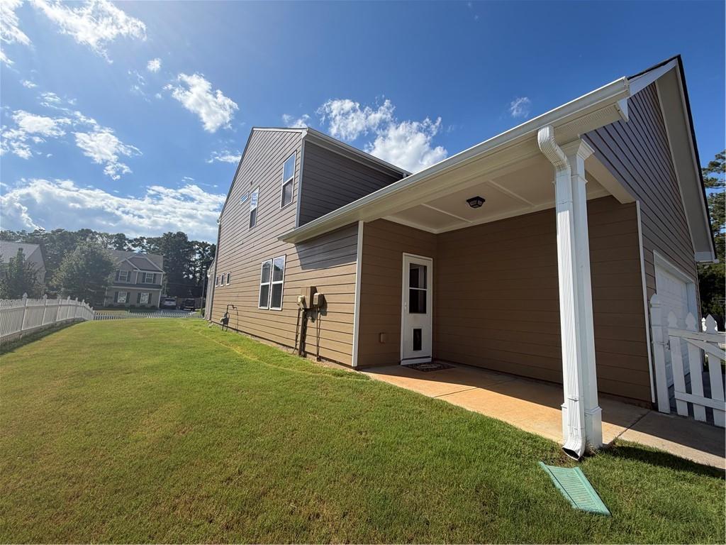 428 Blue Sky Circle Property Photo 24