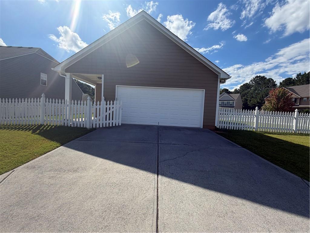428 Blue Sky Circle Property Photo 26