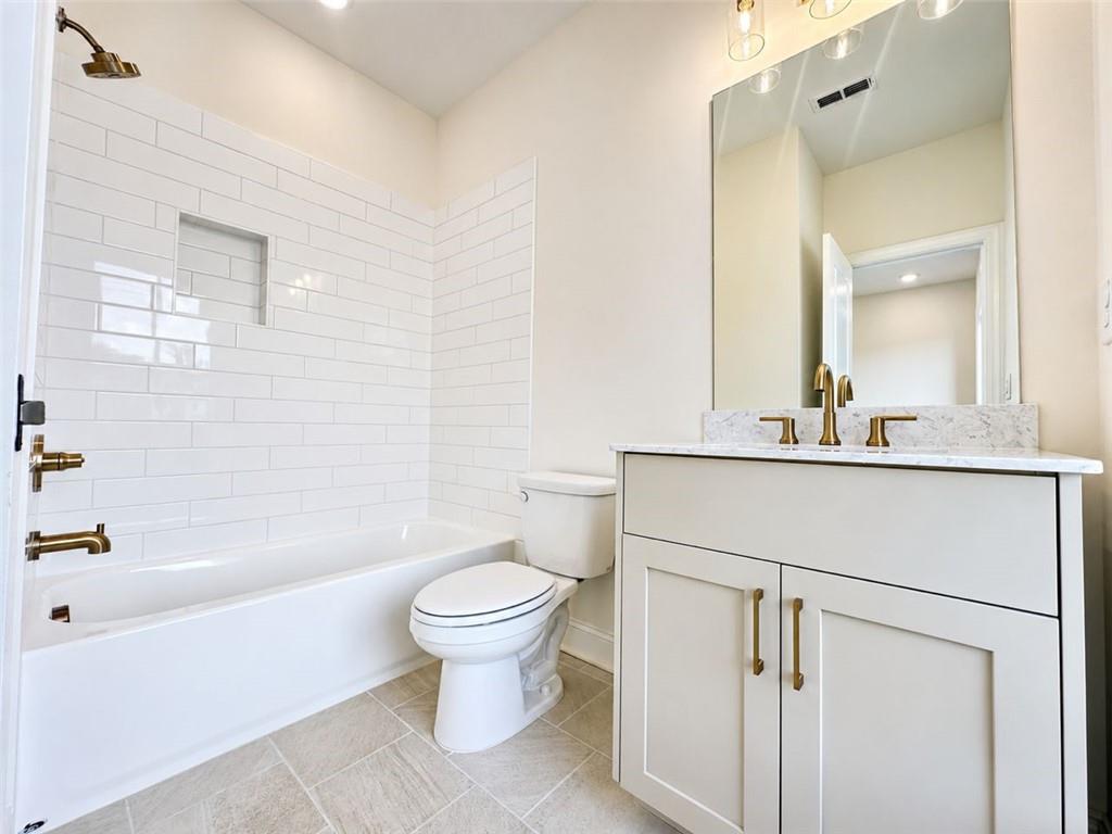 200 Midnight Oak Run Unit 4 Property Photo 34