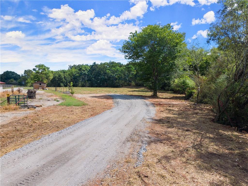 7245 Wits End Drive Property Photo 6