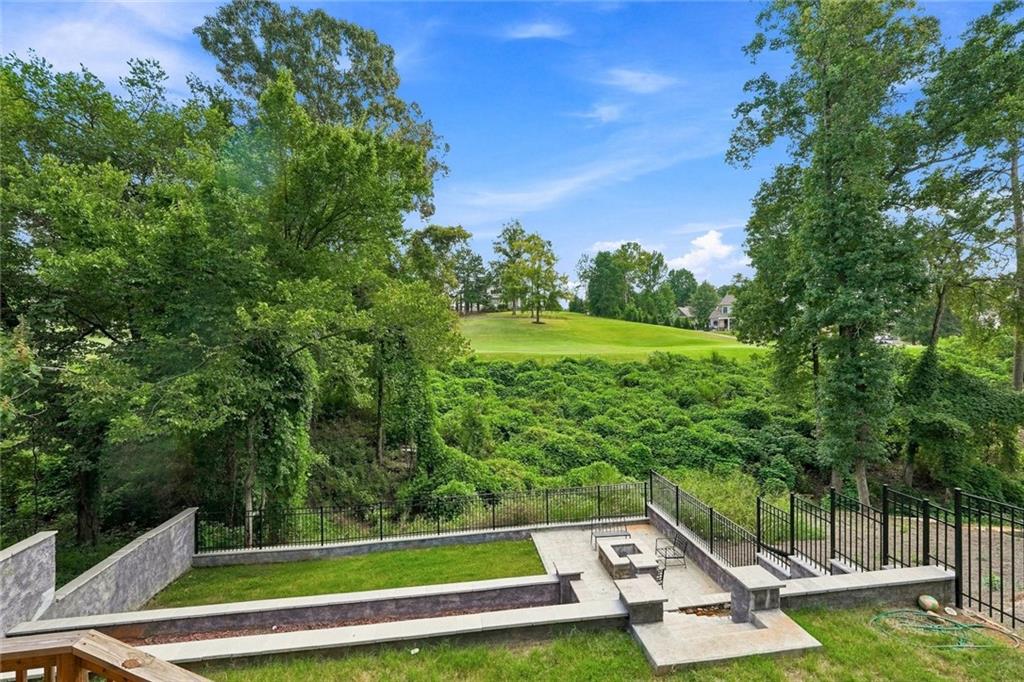4052 Links Boulevard Property Photo 4