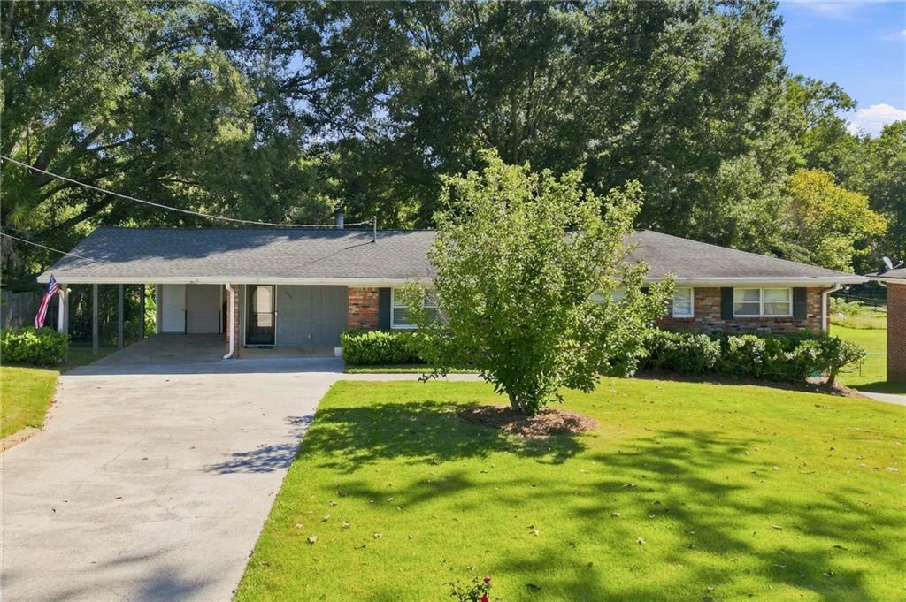 3388 Sanford Drive Property Photo 1