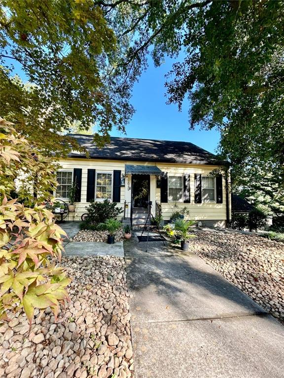 1049 Park Street Property Photo 1