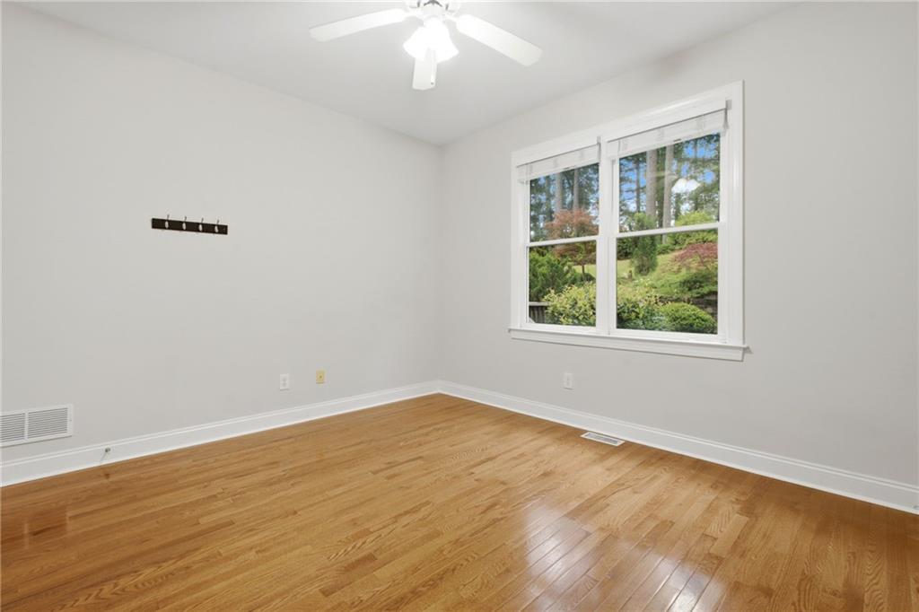 3561 Carriage Glen Way Property Photo 16