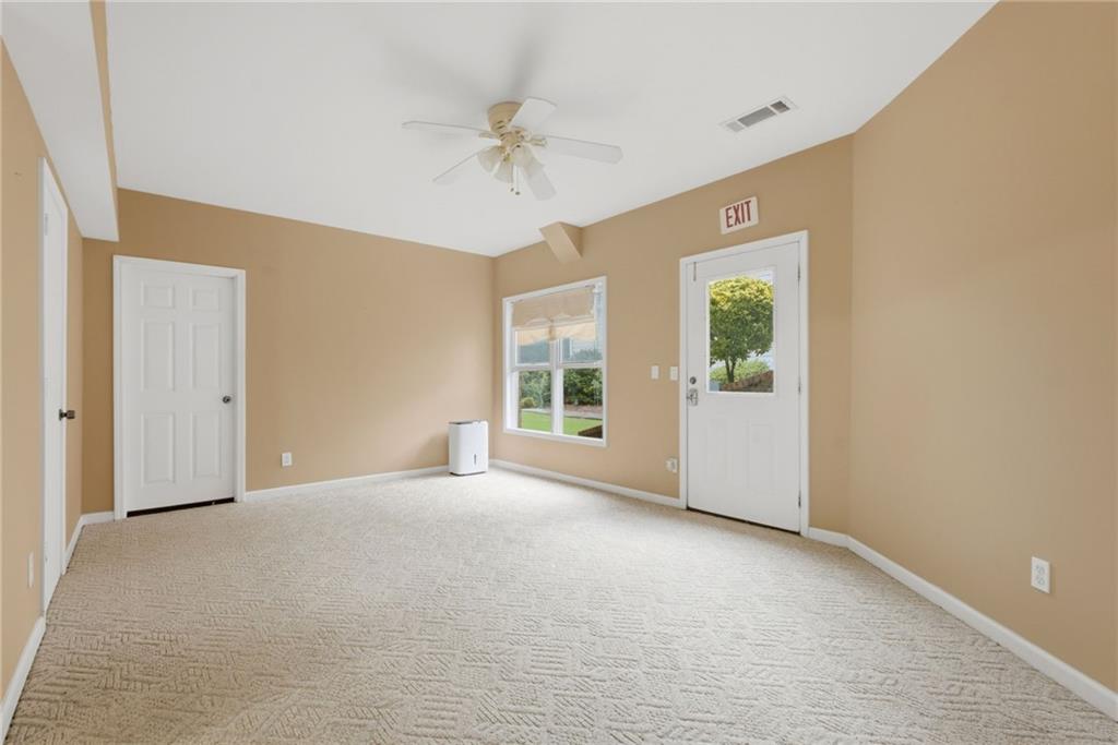 3561 Carriage Glen Way Property Photo 42