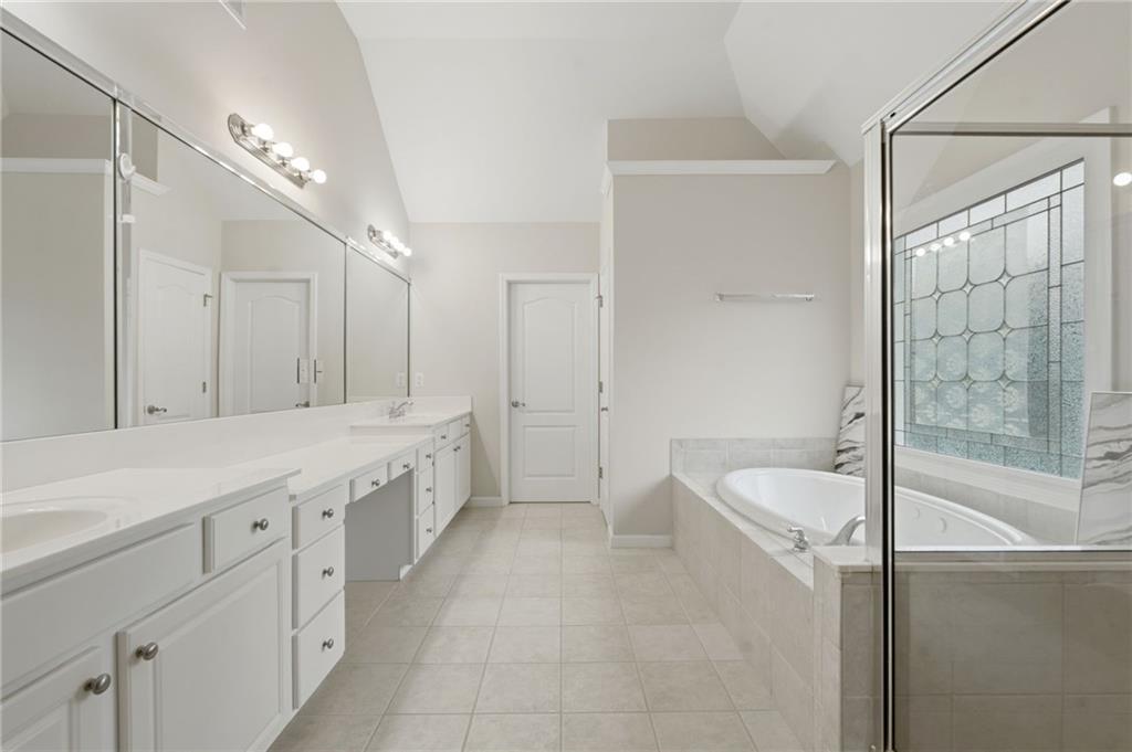 3561 Carriage Glen Way Property Photo 69