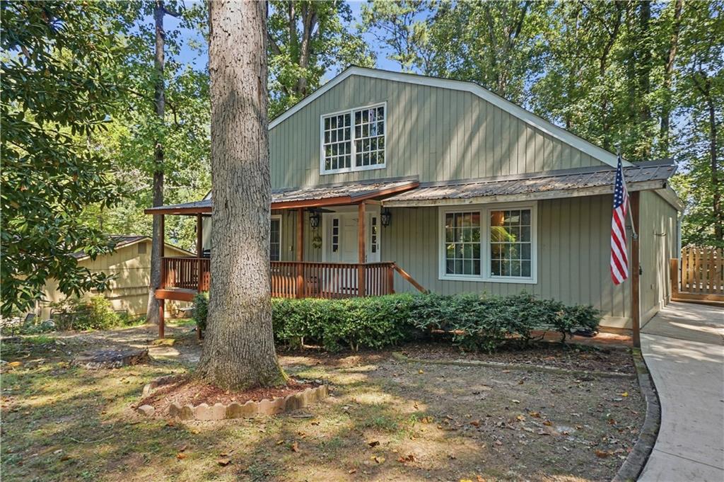 2867 Bob White Drive Property Photo 2
