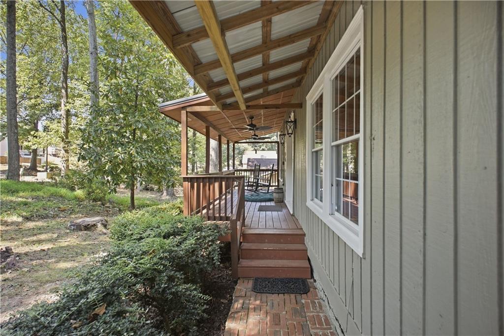 2867 Bob White Drive Property Photo 4