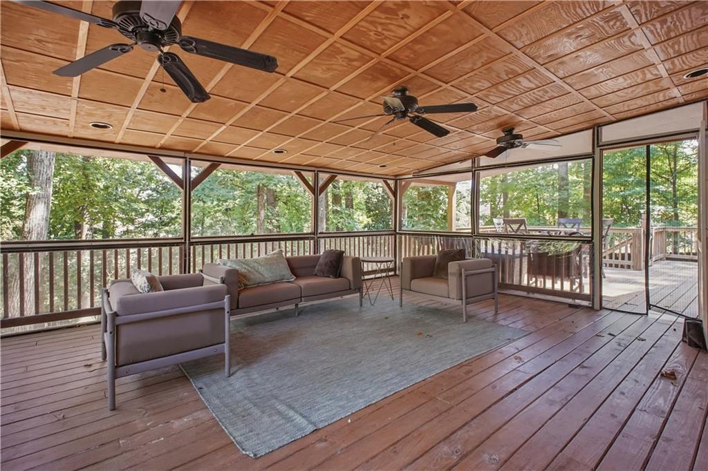 2867 Bob White Drive Property Photo 18