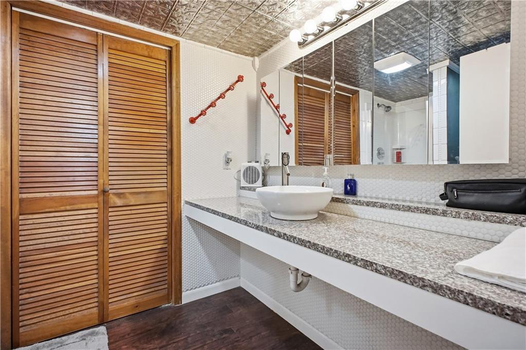 2867 Bob White Drive Property Photo 32