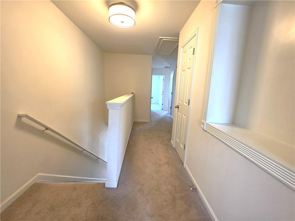 1908 Dilcrest Drive Property Photo 13