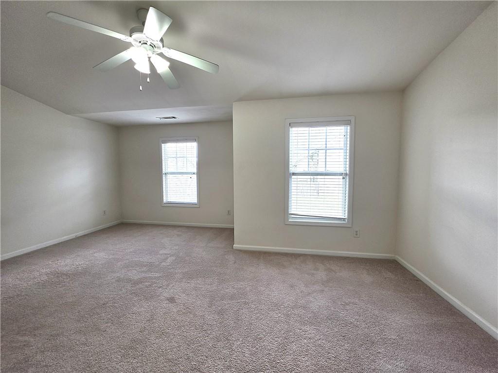 1908 Dilcrest Drive Property Photo 14