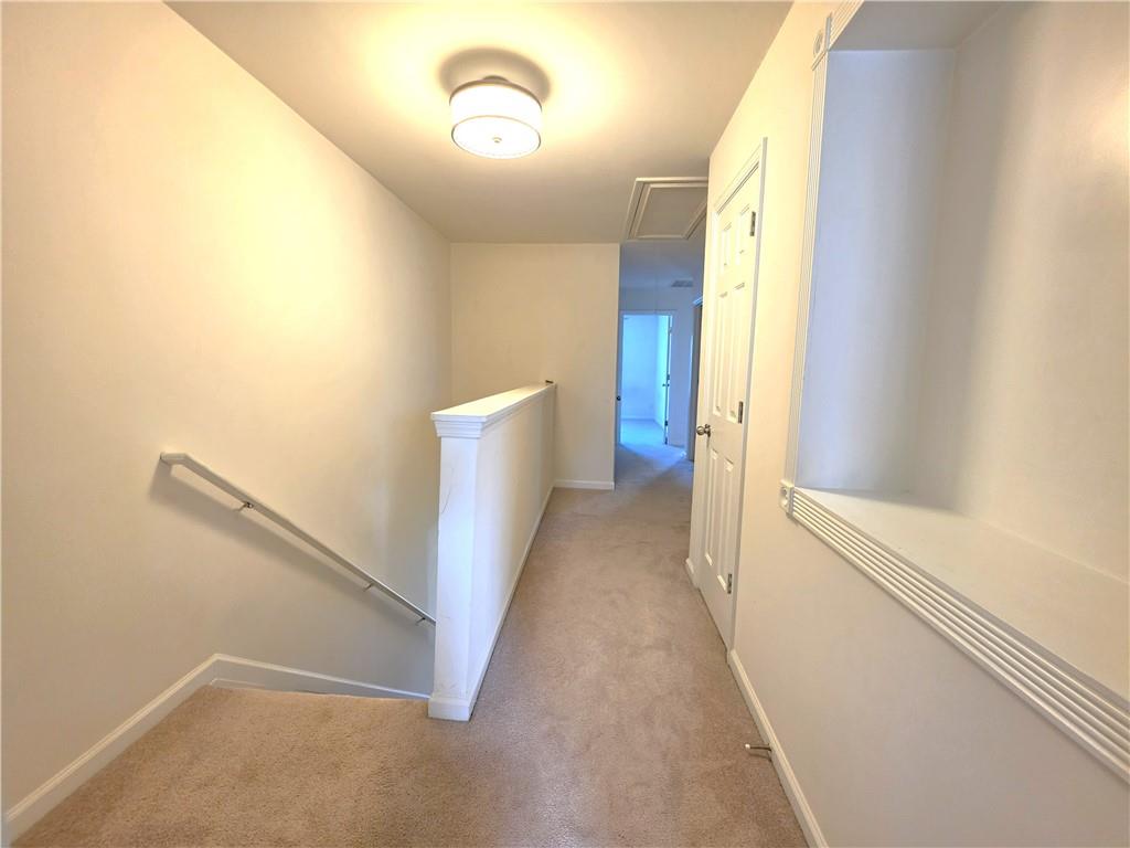 1908 Dilcrest Drive Property Photo 21