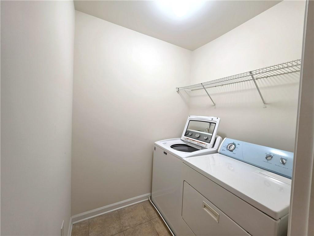1908 Dilcrest Drive Property Photo 22