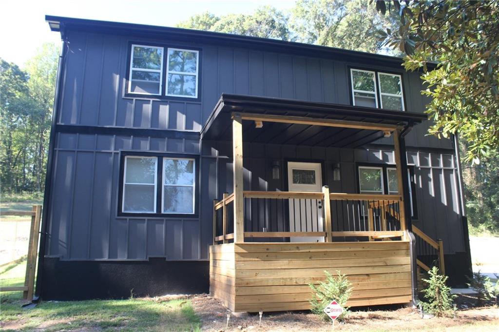 441 Pomona Circle Property Photo 1