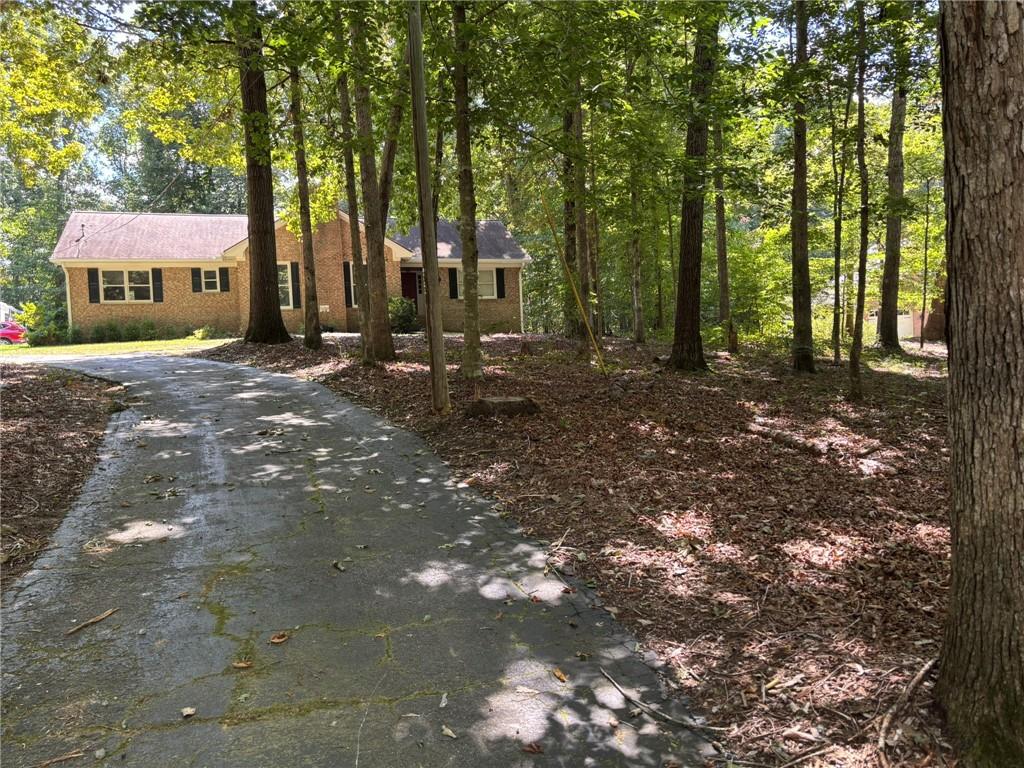 674 Clarke Trail Property Photo 3