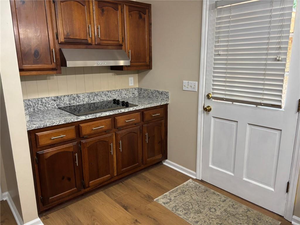 674 Clarke Trail Property Photo 8