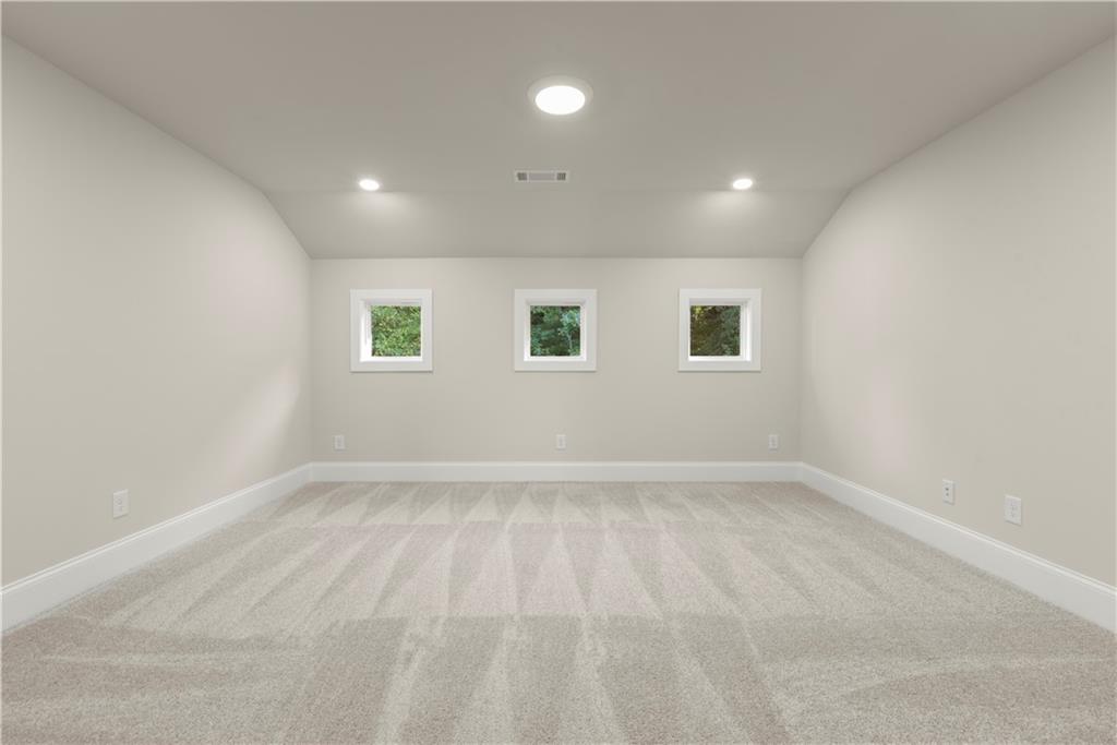 4306 Brookhaven Drive Se Property Photo 33