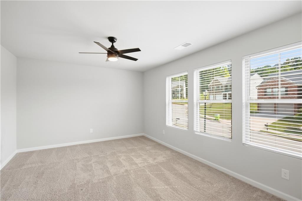 399 Toronto Circle Property Photo 27