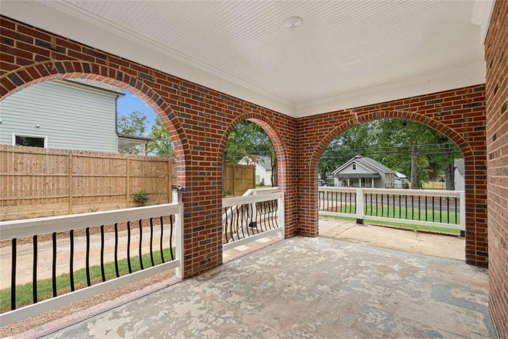 227 E Marable Street E Property Photo 8