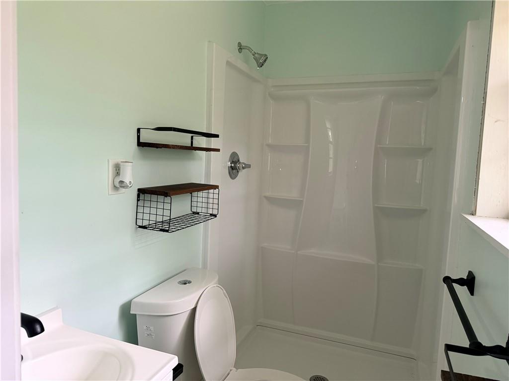 412 E Mcintosh Road Property Photo 10