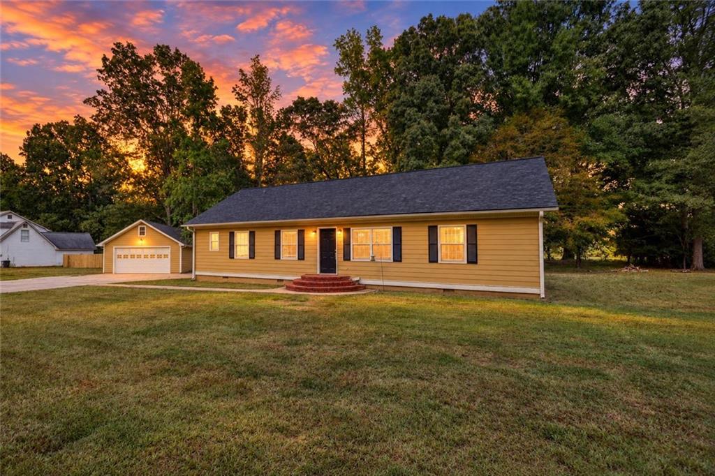 150 Alcovy Crossing Drive Property Photo 1