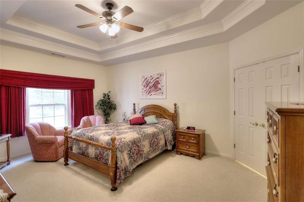 4295 Lakeside Boulevard Property Photo 24
