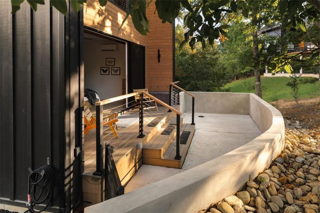 88 This Way Property Photo 9