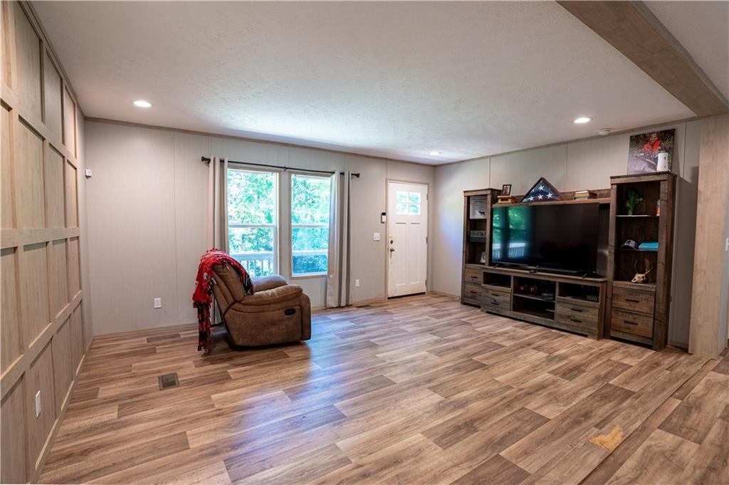 3589 Sequoia Road Property Photo 12