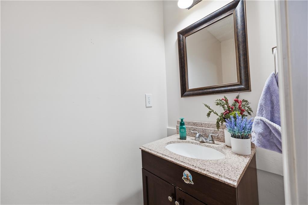 3279 Benthollow Lane Property Photo 10