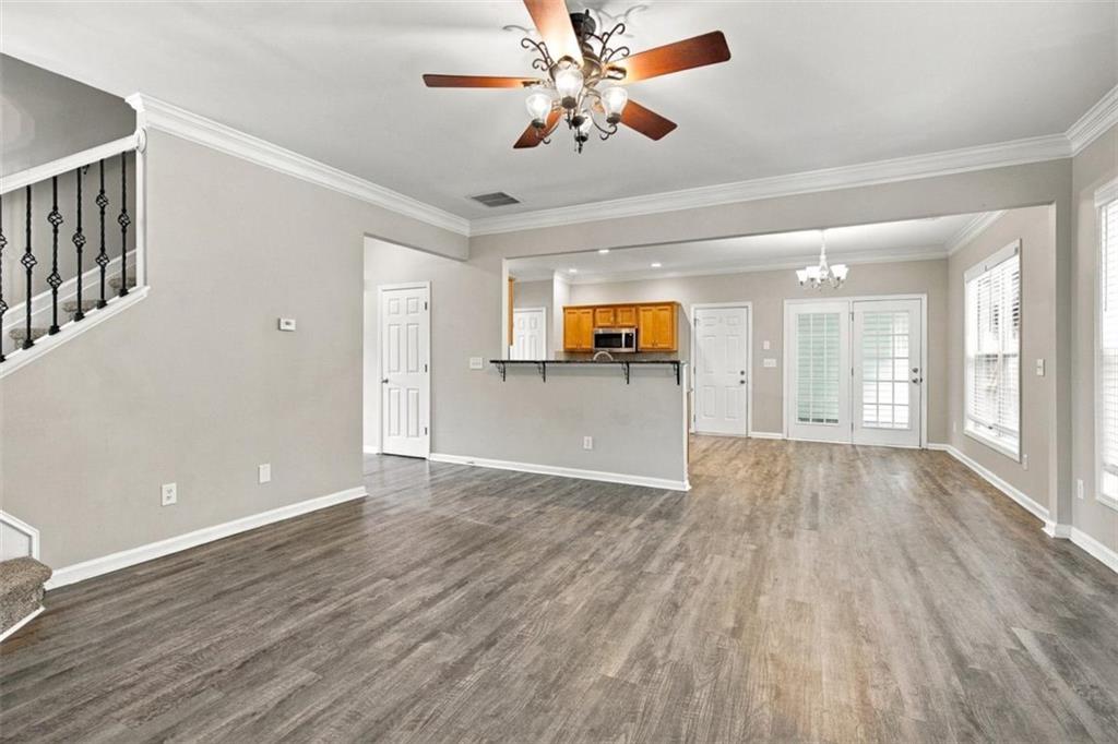 108 Oleander Way Property Photo 6