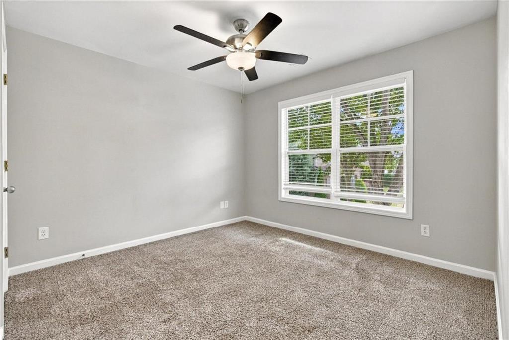 108 Oleander Way Property Photo 11