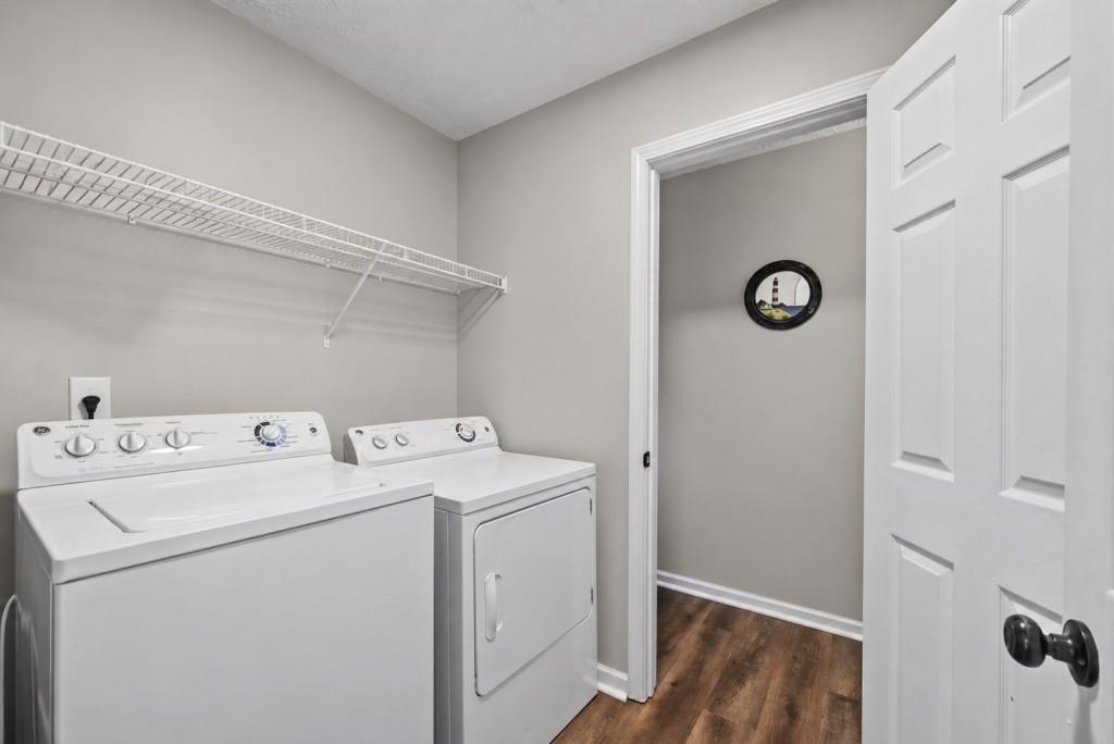 815 Sterling Place Property Photo 17
