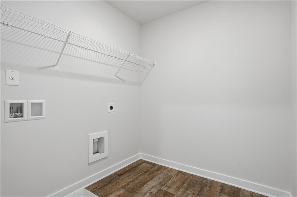 302 Glenhaven Drive Property Photo 13
