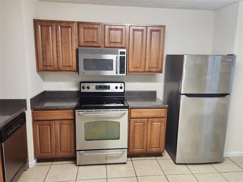 1736 Redan E Property Photo 9