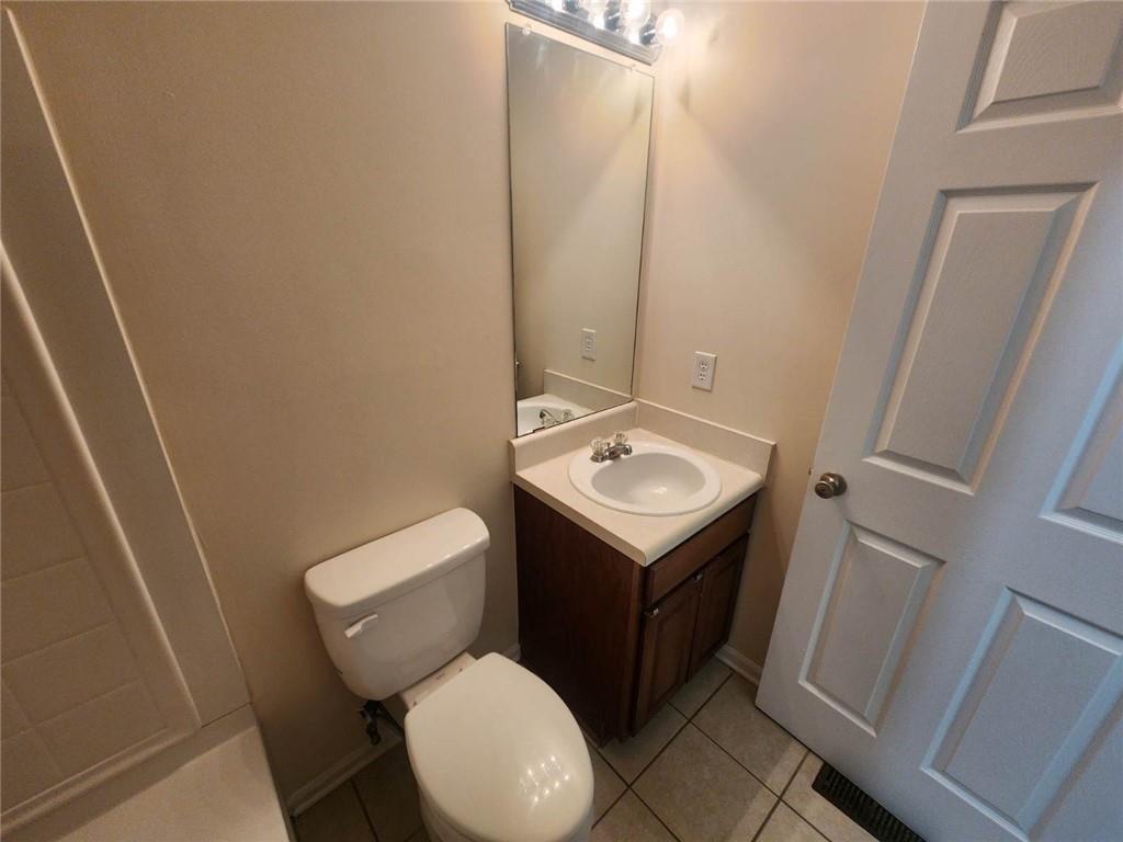 1736 Redan E Property Photo 14