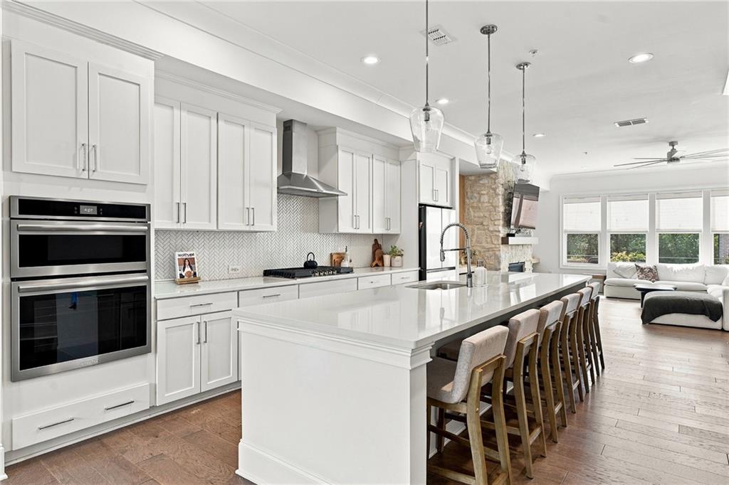 6742 Encore Boulevard Property Photo 10