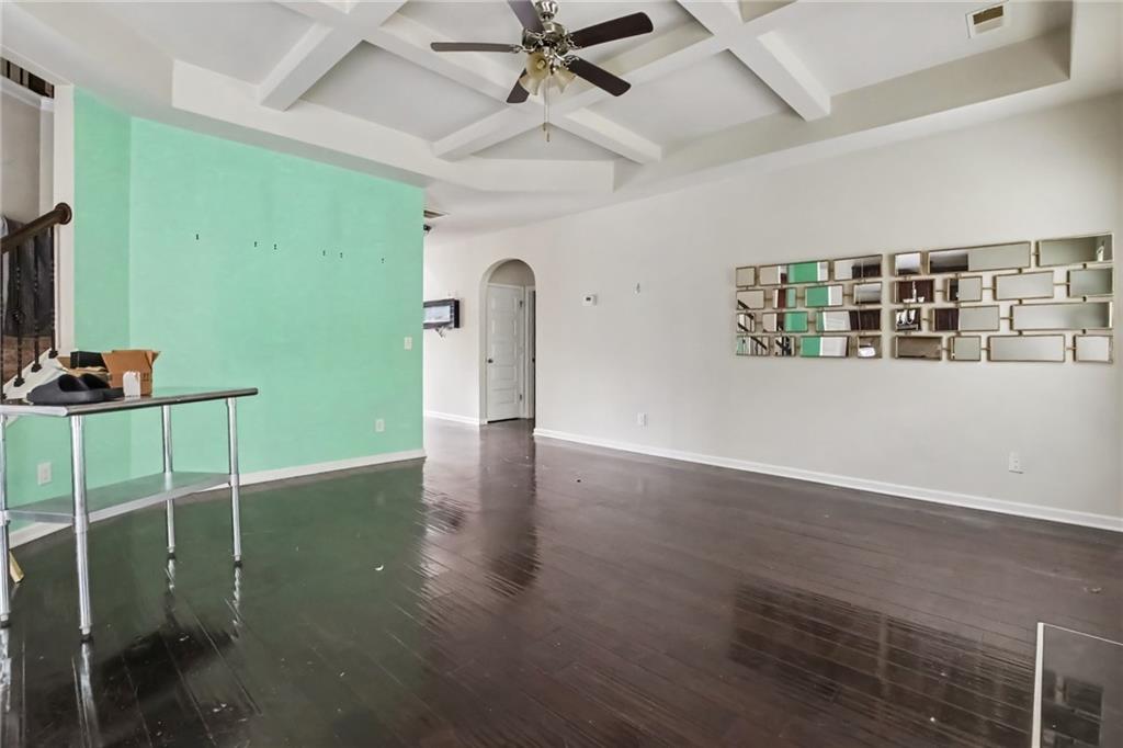 646 Toronto Circle Property Photo 10