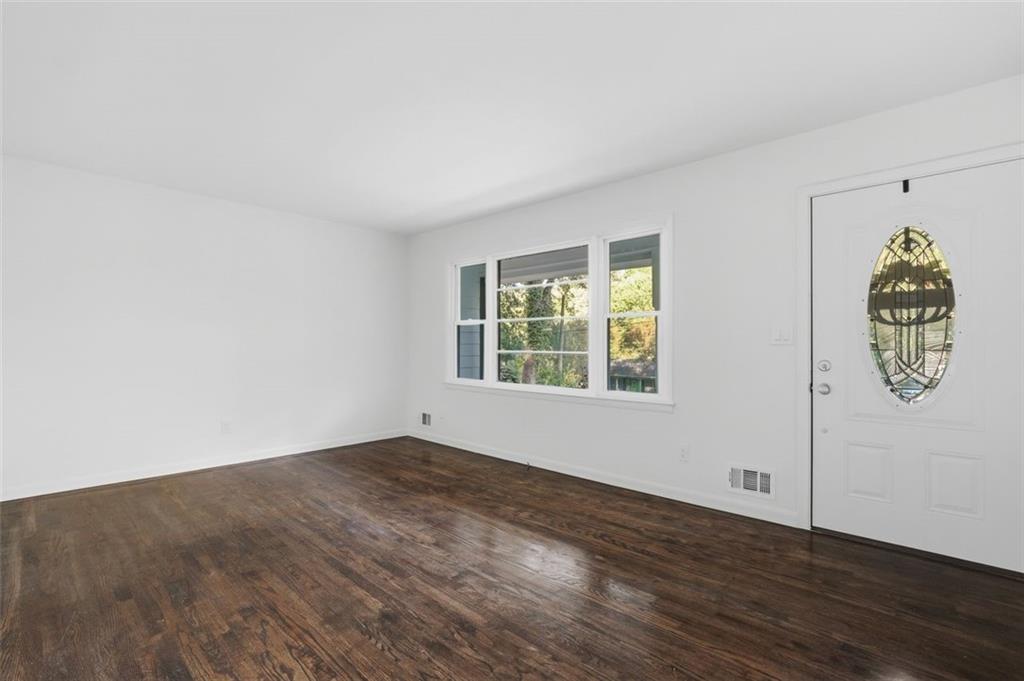 4205 Commodore Drive Property Photo 11
