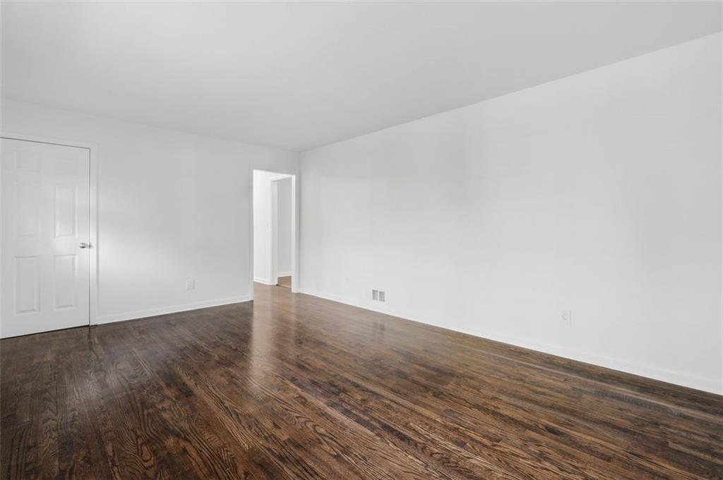 4205 Commodore Drive Property Photo 14